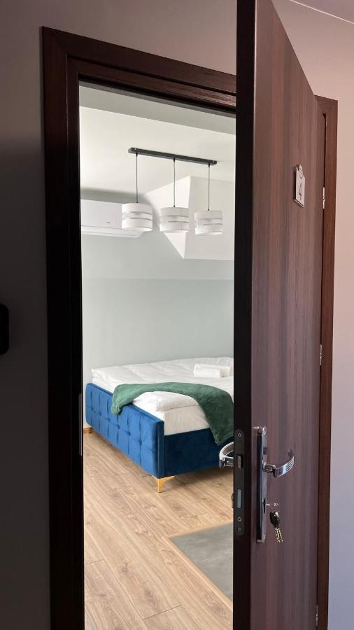 Las Aparthotel W Dolinie Stawow Zator By Housine מראה חיצוני תמונה